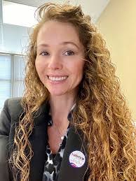 Diana Borza's Instagram, Twitter & Facebook