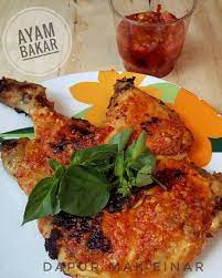 Ayam Bakar Dapur Mak Einar Ayam Bagian Paha Bumbu Dasar Merah Sereh 2 Batang Ambil Bagian Putihnya Geprek Jahe 1 Ruas Geprek Daun Je Ayam Panggang Ayam Tumis