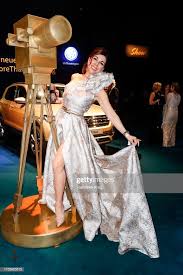 Judith Williams In Katrin Eulenstein Couture Bei Der Goldene Kamera 2019 Goldene Kamera Couture Promis