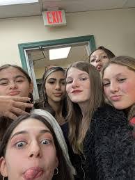 Chris Hersh's Instagram, Twitter & Facebook