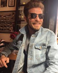 Eren Vurdem Aktor Unluler Moda