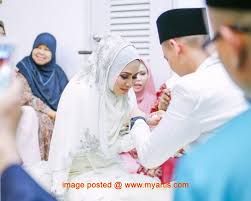 Profil cik piah a k a feeya. Myartis Com Myartis My Artis 9 Gambar Cik Piah Selamat Bergelar Isteri