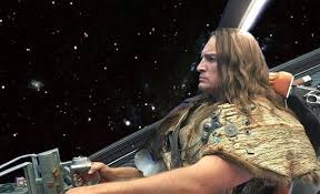 Les vieux ennemis vont devenir de nouveaux alliés et des personnages bien connus des fans de comics vont venir aider nos héros et continuer à étendre l'univers marvel. Les Gardiens De La Galaxie 2 James Gunn Dement Avoir Coupe Nathan Fillion Au Montage Actus Cine Allocine