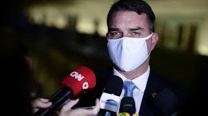 El presidente de brasil, jair bolsonaro, fue internado hoy para la realización de exámenes a raíz de bolsonaro, de 66 años, deberá estar en observación, en un período de entre 24 y 48 horas, no. Cr1a4tn3ahr5nm
