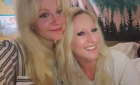 It's a blessing to spend this Saturday evening with my beautiful daughter 😘