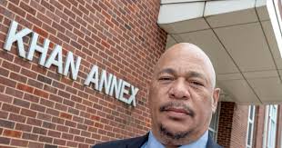 Beyond the Boardroom: Reggie Alston, Associate Dean of Academic Affairs, UI  College of Applied Health Sciences