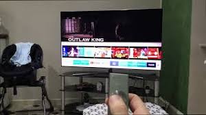 Per questo motivo, la richiesta di auricolari bluetooth si sta facendo via via più frequente, così come aumentano le possibilità di scelta tra le tantissime proposte offerte dai vari produttori. Collegare Cuffie Bluetooth Ad Una Smart Tv Samsung Con Bluetooth Youtube