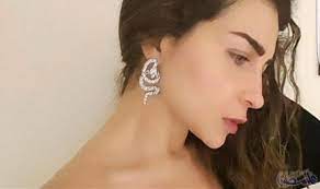 مي عز الدين تفصح عن حزنها على موقع التواصل ear cuff diamond earrings earrings