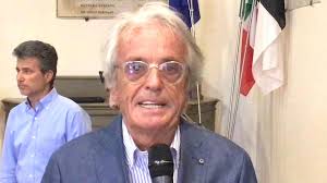 4 TORRI PALLAVOLO FERRARA Il palleggiatore Michael Zanni evidenzia la  voglia e il desiderio, insieme ai suoi compagni di squadra, di contribuire  alla riuscita del “Progetto Voliamo Insieme”, mentre finalmente si è