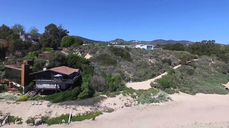 Billionaire Marc Andreessen pays record $177 million for a Malibu mansion