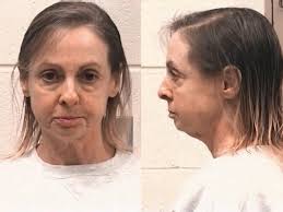 Shelley Tischler's Instagram, Twitter & Facebook