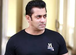 Wow Salman Khan Rides Horse Like A Pro On The Sets Of Tiger Zinda Hai Bollywood News Bollywood Hungama Lately, the movie has scored triple century and has also broken the record of sultan. wow salman khan rides horse like a pro