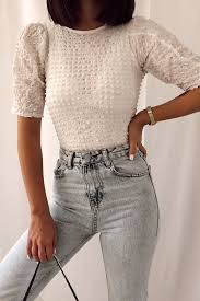 Kabartma Detayli Crop Bluz Bluz Moda Stilleri Moda