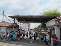 It is 11 miles (17 km) from kuala lumpur and 3 miles (5 km) away from kajang. Myschoolfriends Sjkc Batu11