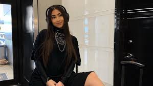 Pero lo que más llamó la atención entre los usuarios de la red social fue el parecido con la cantante paloma mami. La Tendencia En Moda Que Imponen En Redes Sociales Paloma Mami Junto A Su Hermana Meganoticias