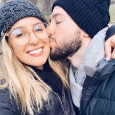 HAPPY BIRTHDAY TO MY NUMBER 1 @leahitsines 👸🏼 I couldn't love you more if  I tried. You're such an inspiration to me & Gigi and genuinely just the  best person ever. I