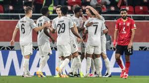 Check spelling or type a new query. Dank Lewandowski Fc Bayern Bezwingt Al Ahly Und Steht Im Finale Der Klub Wm Sportbuzzer De