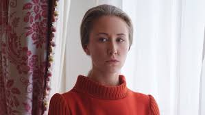 Actress claire foy is beautifully riveting in the role of elizabeth; Why Princess Anne From The Crown Season 3 Looks So Familiar