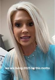 Courtney Hodges's Instagram, Twitter & Facebook