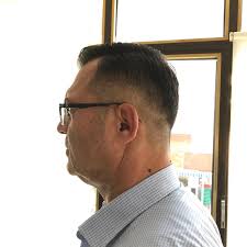 Erkeklerde subay traşı nasıl yapılır efile kullanımı iz yoketme 💇🏻# saç #nasıl #kesilir #haircut. Subay Trasi Kazablanka Erkek Kuaforu Facebook