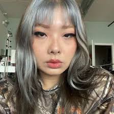 Riana Reyes's Instagram, Twitter & Facebook