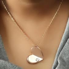 A husband and wife each demand that the other take care of the baby.this means war. Romantic Birthday Gifts For Husband Wife Boyfriend Girlfriend Best Romantic Gift Ideas Igp Com