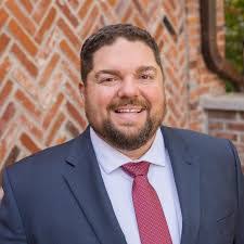 Shannon Dresser's Instagram, Twitter & Facebook