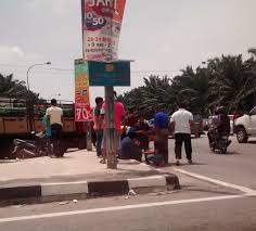 Motor langgar kereta.sifat tidak sabar, lalai atau degil? Kemalangan Berlaku Salah Siapa Nukilan Budak Flat