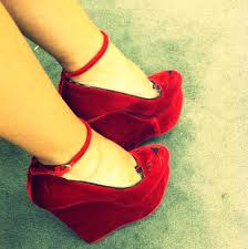 Professional looking heels, ballet flats, loafers, wedges, mules, sandals whatever you do, don't wait until the last minute to decide what to wear. How To Wear Wedges What To Wear With Wedges