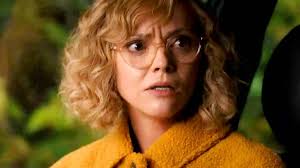 I Truly Did Not Expect For Misty To Turn Out To Be Yellowjackets' Most  Normal Adult Character