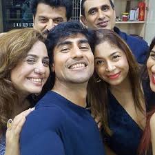 Pin Von Areeba Rahman Auf Bepannaah