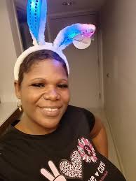 Good morning, Does anyone go to vent fitness? I am looking for a gym  friend!