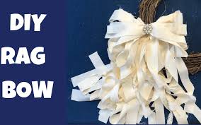 Making a bow adds new life to an old wreath, or helps make a new wreath match your home decor. How To Make A Rag Bow Super Easy Diy Rag Bow Tutorial