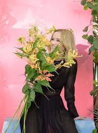 She will even let you take a peak at her press, a. Reese Witherspoon On Little Fires Everywhere The Morning Show And Big Little Lies Vanity Fair