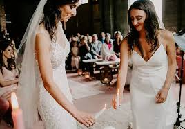 13 Unity Ceremonies To Consider For Your Wedding What are your ladies thoughts? 13 unity ceremonies to consider for
