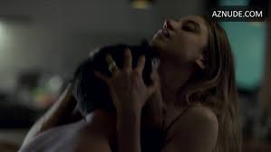 Tato Alexander Breasts hot scene in Como Sobrevivir Soltero - UPSKIRT.TV