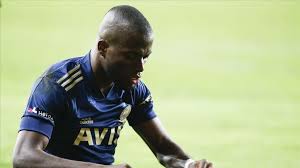 25 ağustos 2020 salı 20:32. Football Fenerbahce Forward Valencia Contracts Virus