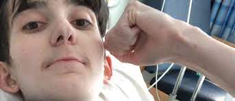 17 Jahriger Youtube Star Sir Kipsta Stirbt Nach Herz Op Promiflash De