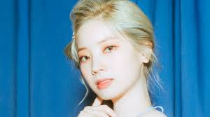 This time, performing twice's feel special. in the 2020 cover, dahyun performed both the piano and vocals. Dahyun Twice Feel Special 4k Wallpaper 5 628