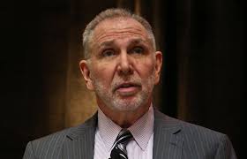 UW loses its top Dawg: Young off to Texas A&M