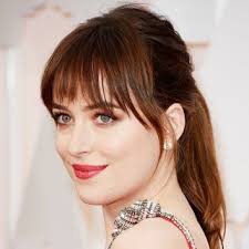 Since giving myself bangs i have had people compare me to dakota johnson from 50 shades of grey so i thought it would be fun to do a makeup tutorial!watch. Dakota Johnson News Tips Guides Page 3 Glamour
