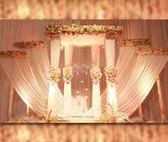Wedding Oil Lamp Sri Lanka Google Search Wedding Arch Wedding Deco Wedding Flower Arrangements