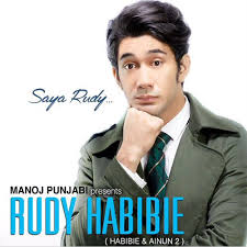 Rudy sangat ingin membuat pesawat untuk memenuhi pesan almarhum ayahnya: Www Mieranadhirah Com Movie Review Rudy Habibie Habibie Ainun 2