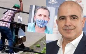 video andrea valdiri le regaló moto a bombera que antes fue su excompañera de selección de fútbol. Lo Hizo Otra Vez Christian Daes Le Resolvio Los Proximos Meses A Vendedor De Aguacates Multado Por La Policia Costanews Co