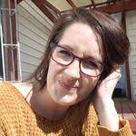 Amanda Isley's Instagram, Twitter & Facebook