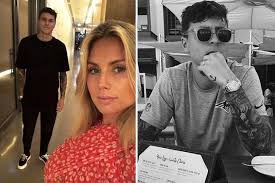She is the stunning girlfriend of swedish soccer player victor lindelof. Crocked Man Utd Ace Victor Lindelof Heading Back To Uk After Dubai Injury Rehab Trip With Stunning Wife Maja