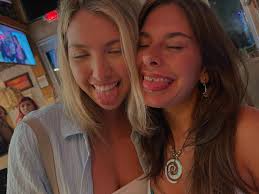 charley🦋🍄🧿🔮🧚🏽‍♀️ 🌈 (@charleywagley) • Instagram photos and videos