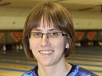 Erin McCarthy leads opening day at 2016 USBC Queens