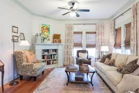 Moving Day Takes On A New Meaning When Erin And Ben Agree To Help Clients Robyn And Cassidy Move Then Renovate A Fami Home Town Hgtv Home Hgtv Living Room