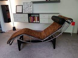 Hommage An Lecorbusier Liege Lc2 Von Cassina Limitededition Pampas In Braunem Fell Designermobel Einrichtung In Lesesessel Wohnzimmer Chaiselongue